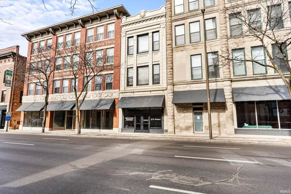 $144,900 | 112 West Washington Boulevard, Unit 328, Fort Wayne, IN 46802