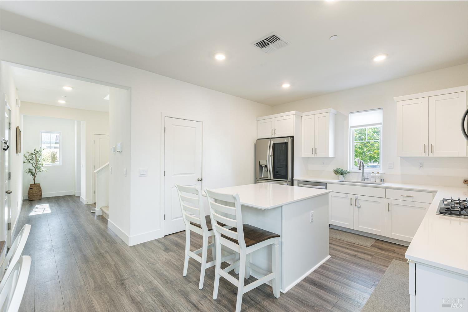 6092 Oak Leaf Place Rohnert Park, CA 94928 - Photo 12 of 39 Open and bright with tons of drawers and cabinets as well as a large walk in pantry.