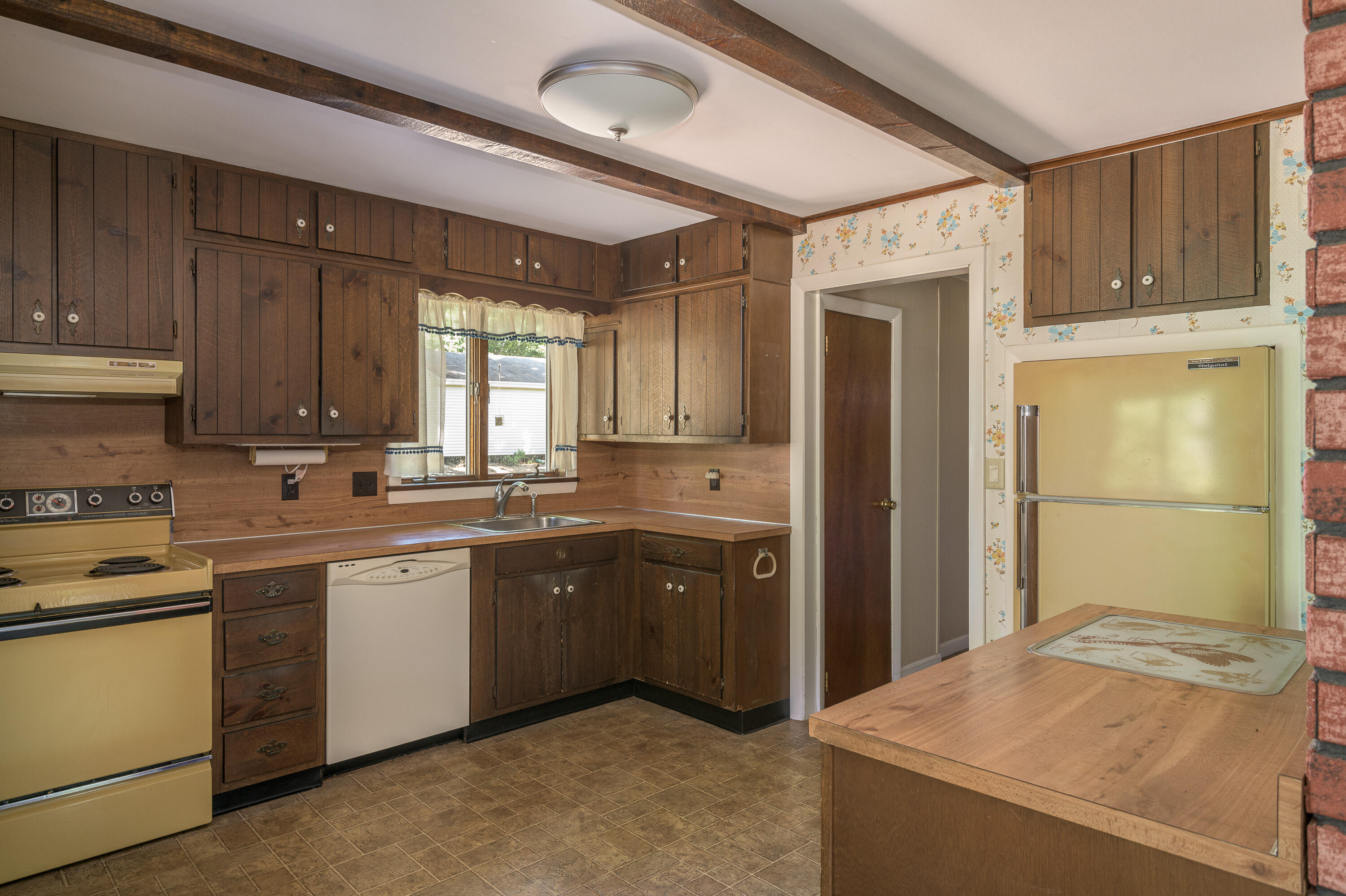 969 A Shore Road Cape Elizabeth, ME 04107 - Photo 12 of 44 38_969A Shore Road_PGM_Print