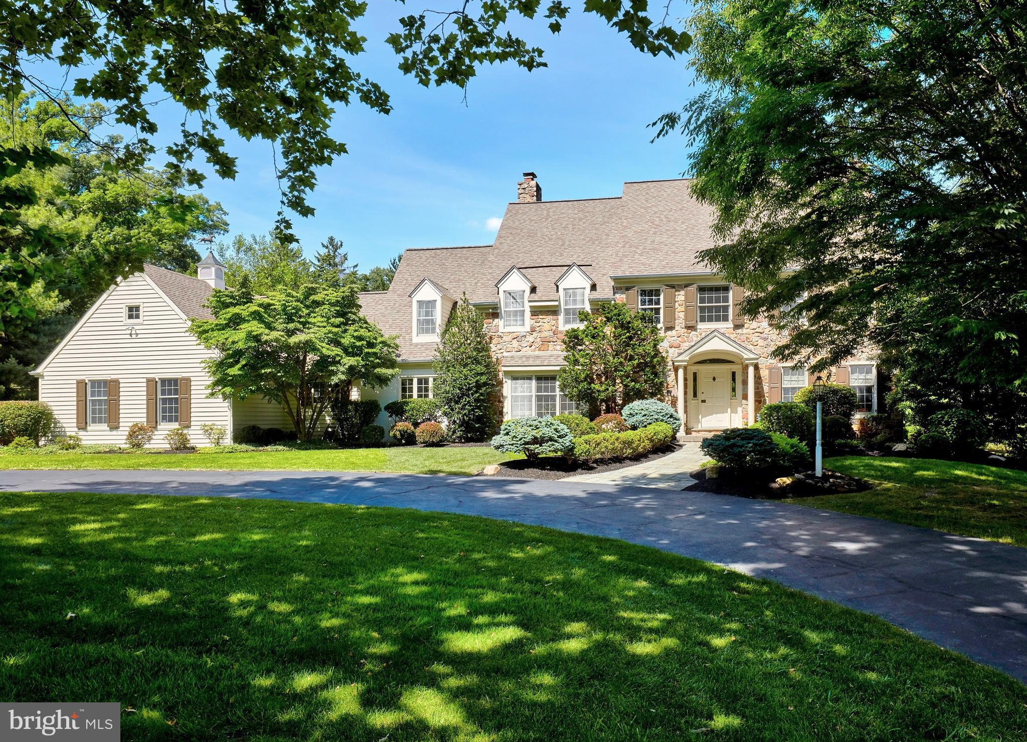 1929 Welsh Valley Road Malvern, PA 19355 - Photo 2 of 36 Elegant Semi-Circular Drive