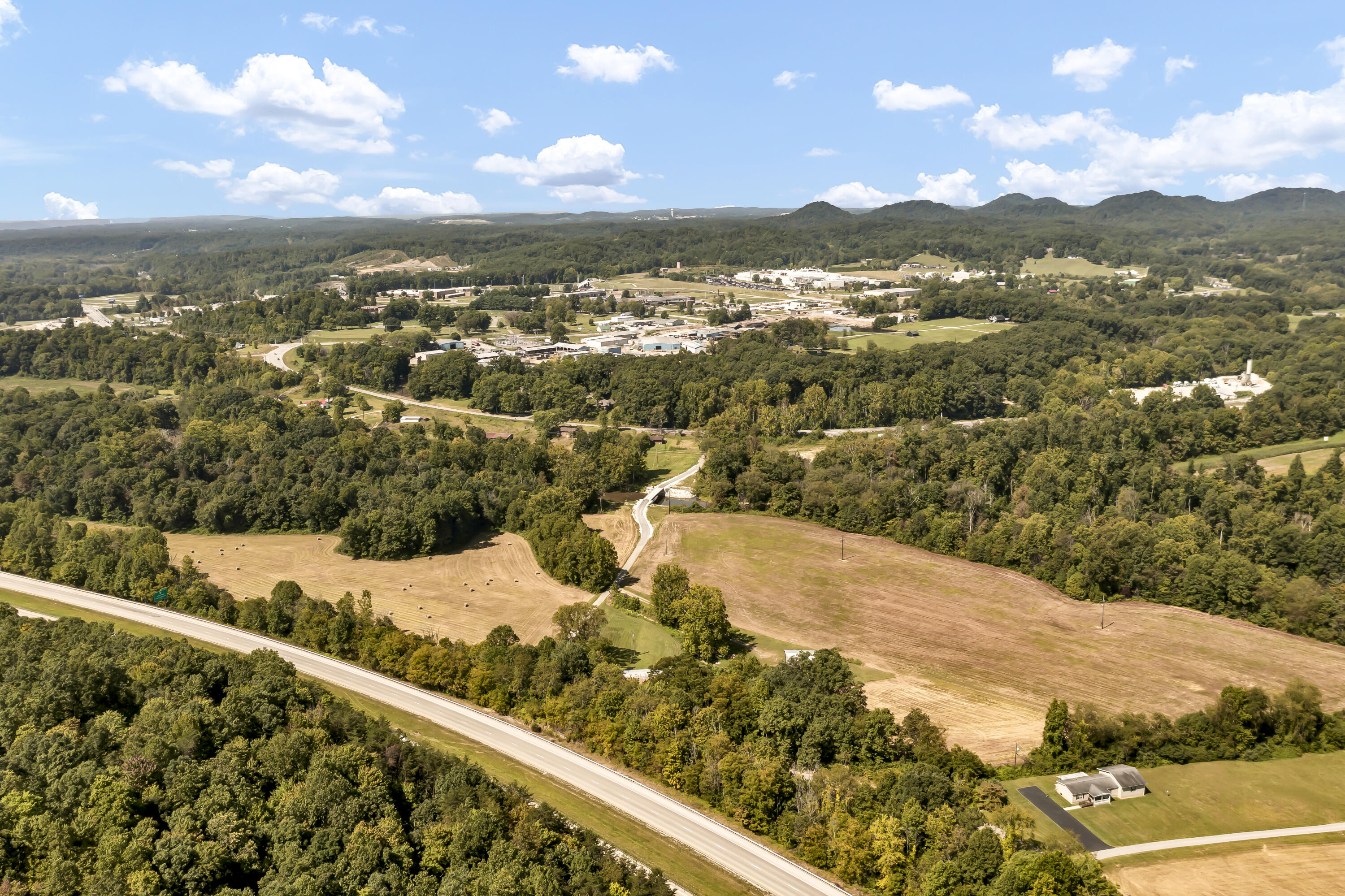 250 Cimarron Road Morehead, KY 40351 - Photo 2 of 49 DJI_0886