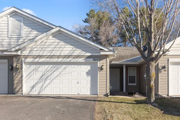 $2,095 | 7626 Fox Creek Court, Rockford, MN 55373