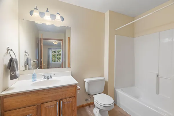 $2,095 | 7626 Fox Creek Court, Rockford, MN 55373