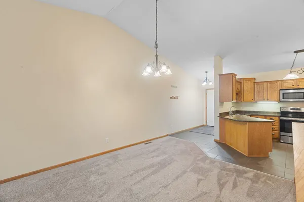 $2,095 | 7626 Fox Creek Court, Rockford, MN 55373