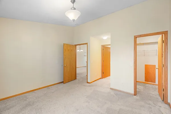 $2,095 | 7626 Fox Creek Court, Rockford, MN 55373