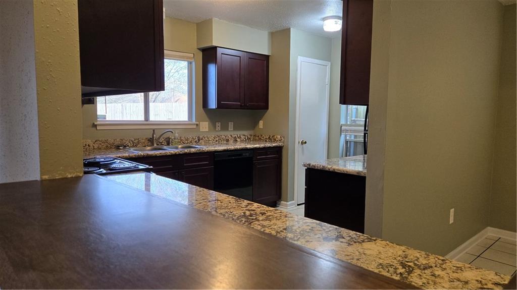 204 Drury Lane Slidell, LA 70460 - Photo 8 of 16