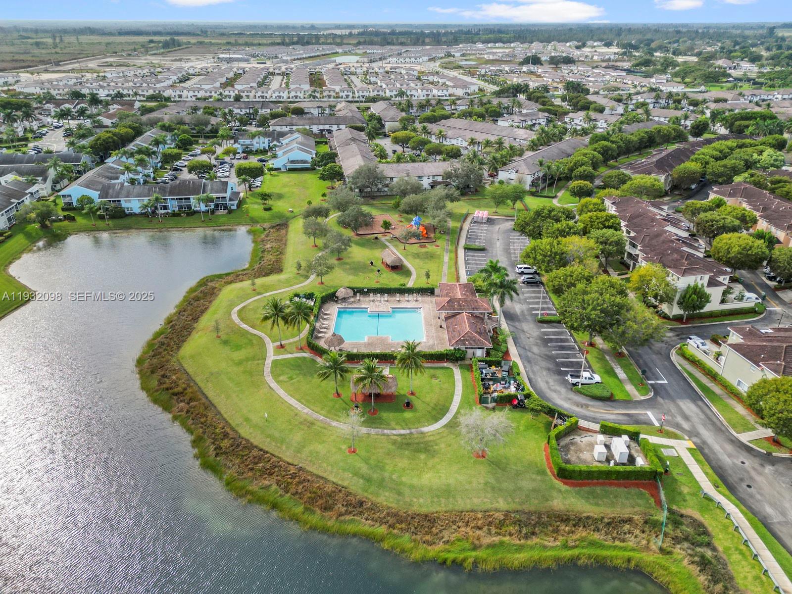 2467 Southeast 19th Street Homestead, FL 33035 - Photo 43 of 44