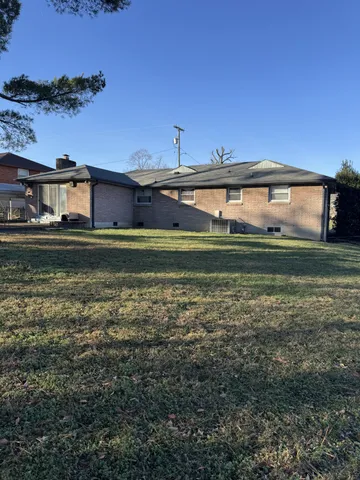 $2,200 | 1908 Berkshire Drive, Nashville, TN 37206