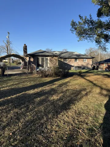 $2,200 | 1908 Berkshire Drive, Nashville, TN 37206