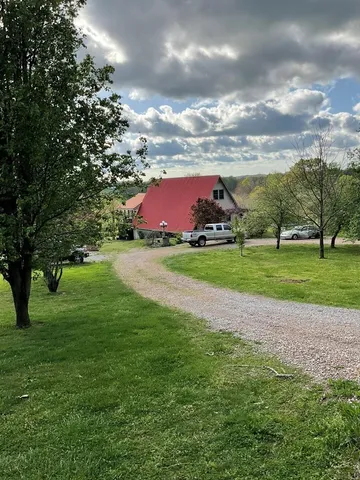 $299,900 | 355 Dillon Gribble Road, Sparta, TN 38583