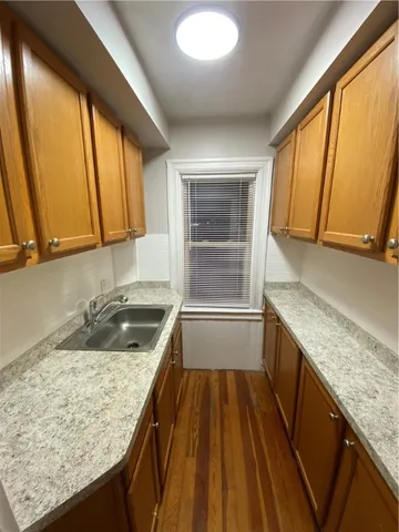 $1,800 | 33 Redfern Street, North Providence, RI 02911