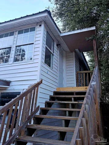 $1,000 | 4238 1/2 Gaffney Street, Unit B, Pensacola, FL 32505