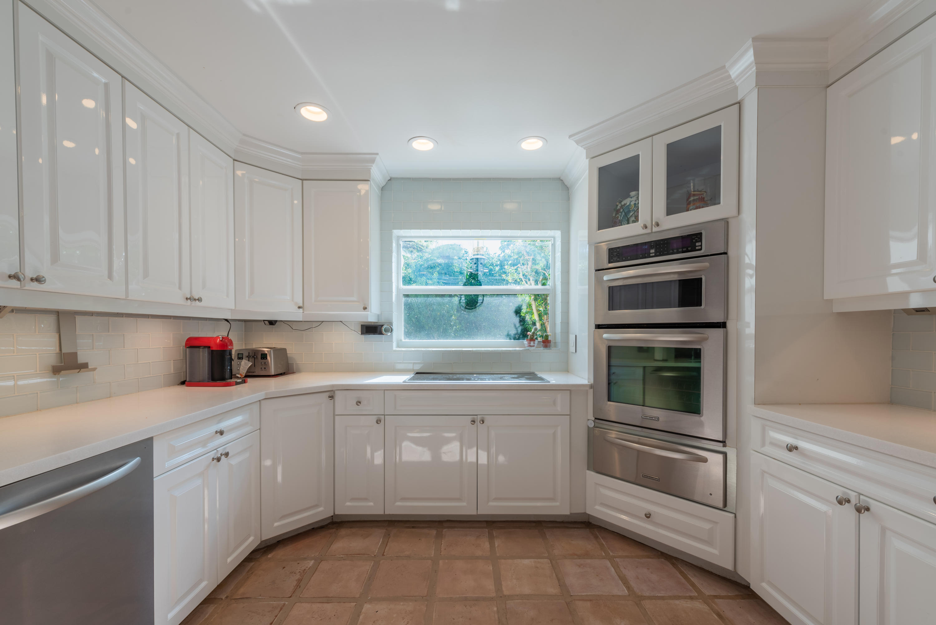 4122 Northwest 28th Way Boca Raton, FL 33434 - Photo 8 of 37 4122 nw 28th (68 of 80)
