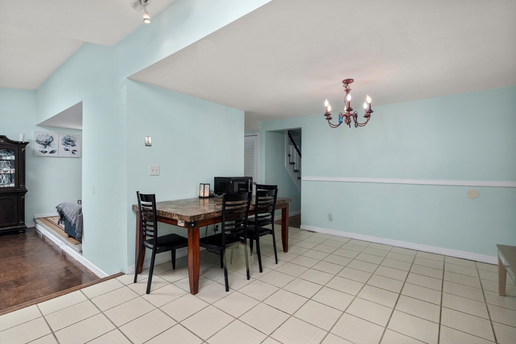 423 Tiffany Street Springfield, MA 01108 - Photo 8 of 37 Gallery Image 8