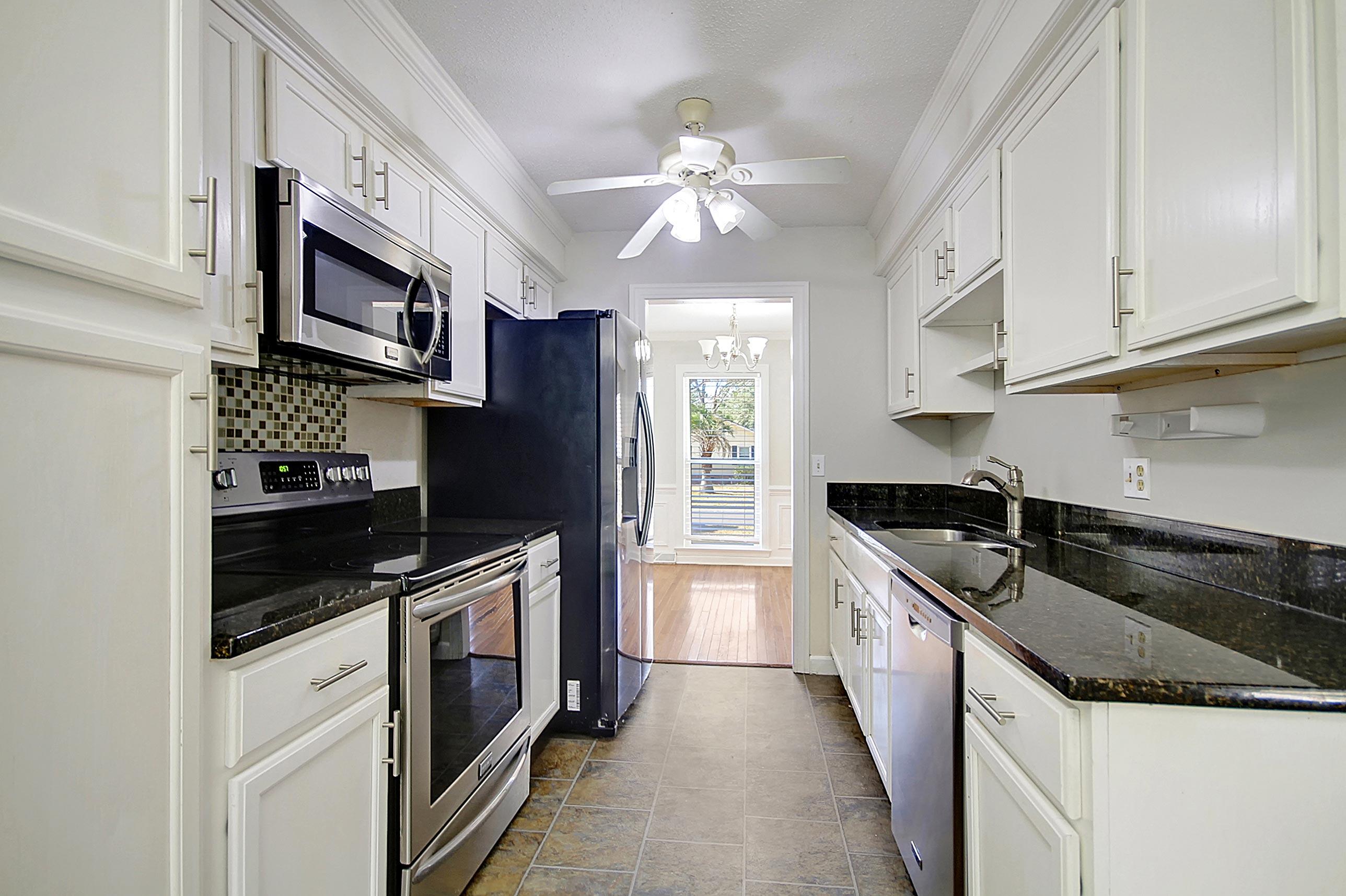 114 Sandtrap Road Summerville, SC 29483 - Photo 5 of 32 CREM_114 Sandtrap_007