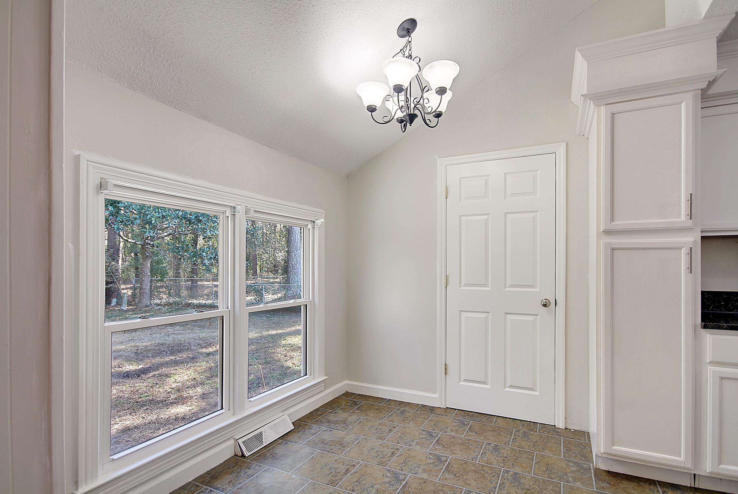 114 Sandtrap Road Summerville, SC 29483 - Photo 7 of 32 CREM_114 Sandtrap_008