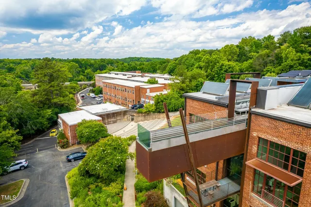 a view of a backyard with plants