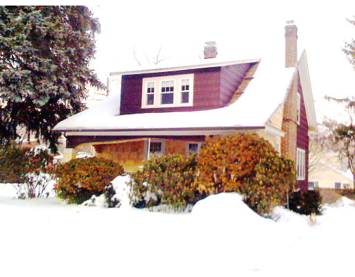 10 Virginia Road Worcester, MA 01602 - Photo 1 of 6 Gallery Image 1