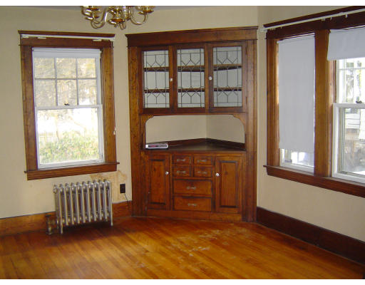 10 Virginia Road Worcester, MA 01602 - Photo 5 of 6 Gallery Image 5