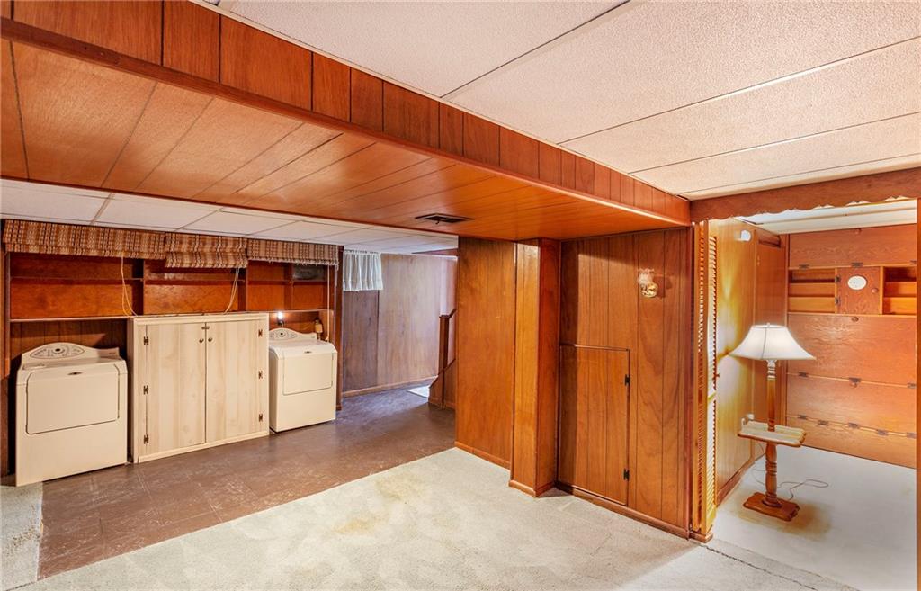 10 Riviera Road Pittsburgh, PA 15239 - Photo 17 of 22 Gallery Image 17