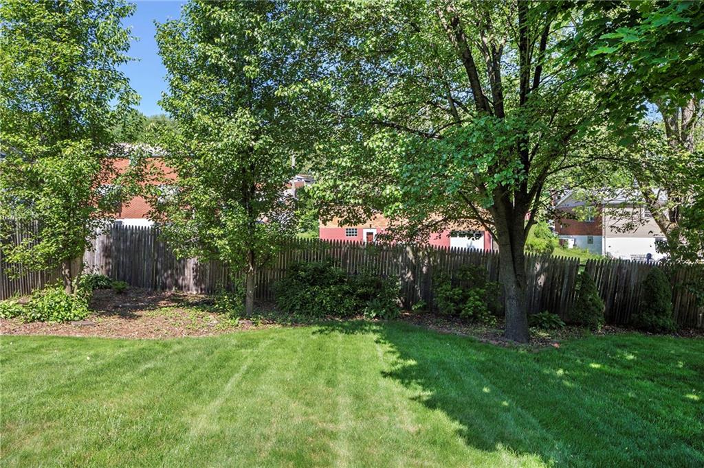 10 Riviera Road Pittsburgh, PA 15239 - Photo 3 of 22 Gallery Image 3