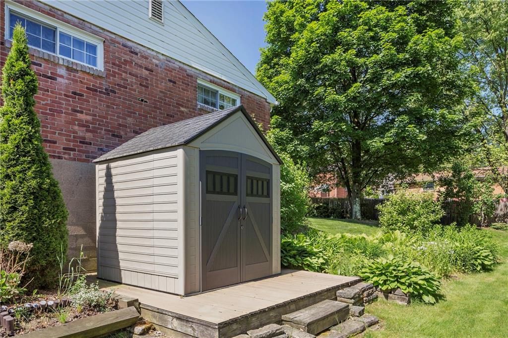 10 Riviera Road Pittsburgh, PA 15239 - Photo 4 of 22 Gallery Image 4