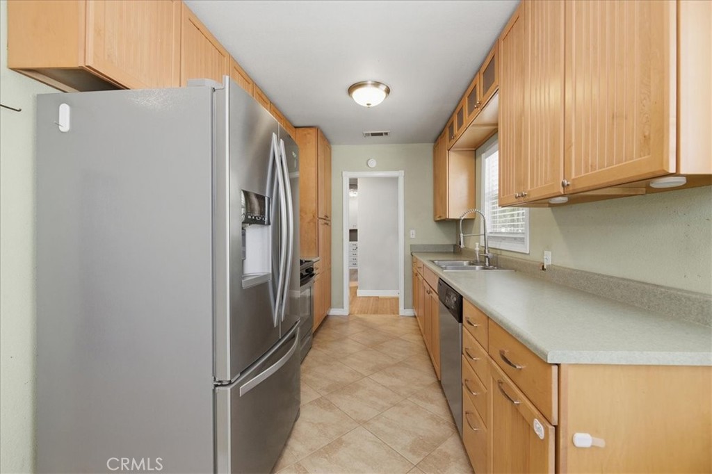 4686 Mcfarland Street Riverside, CA 92506 - Photo 14 of 35