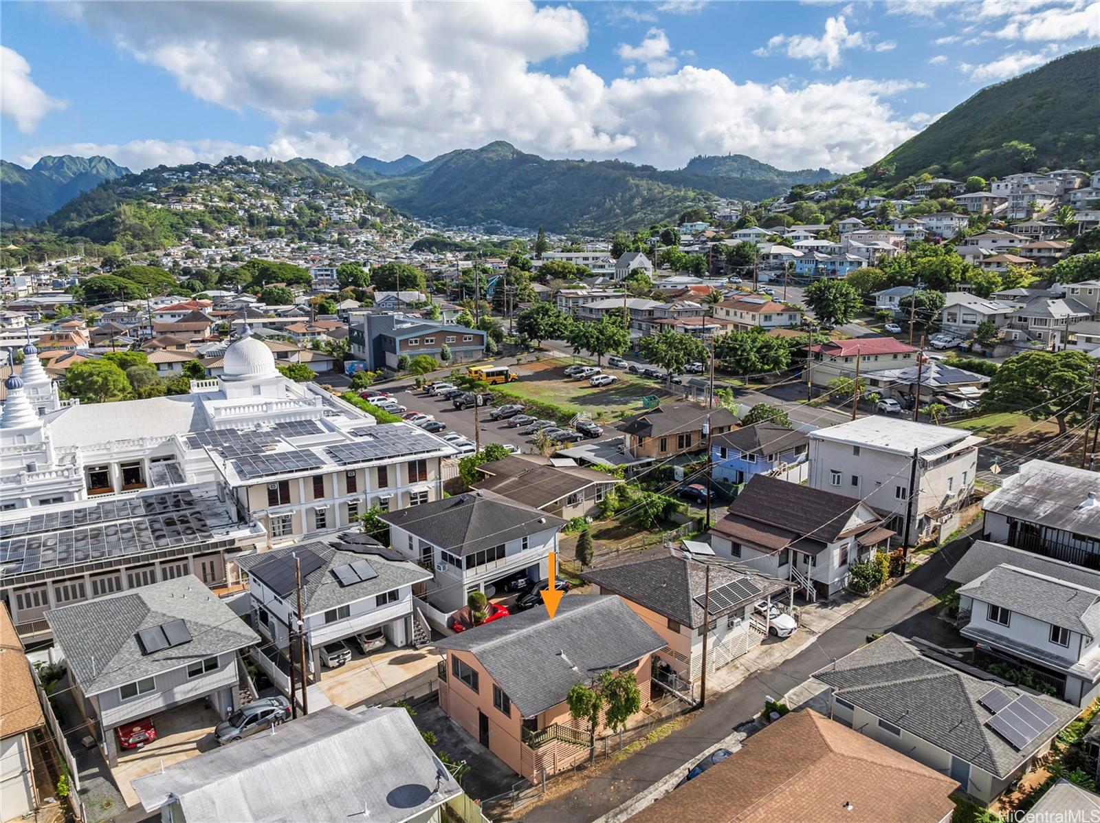 125 Milo Lane Honolulu, HI 96813 - Photo 15 of 16 an aerial view of a city