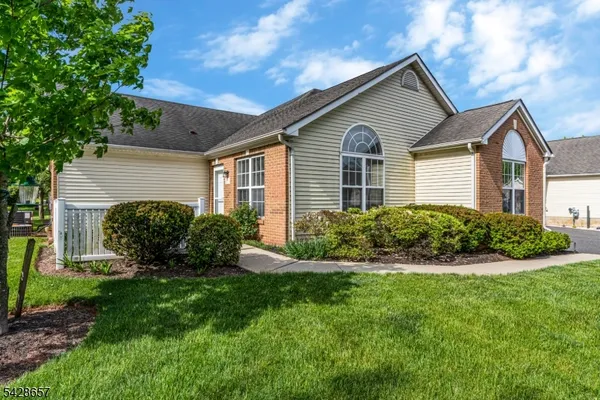 $439,000 | 44 Chandler Court, Hillsborough, NJ 08844