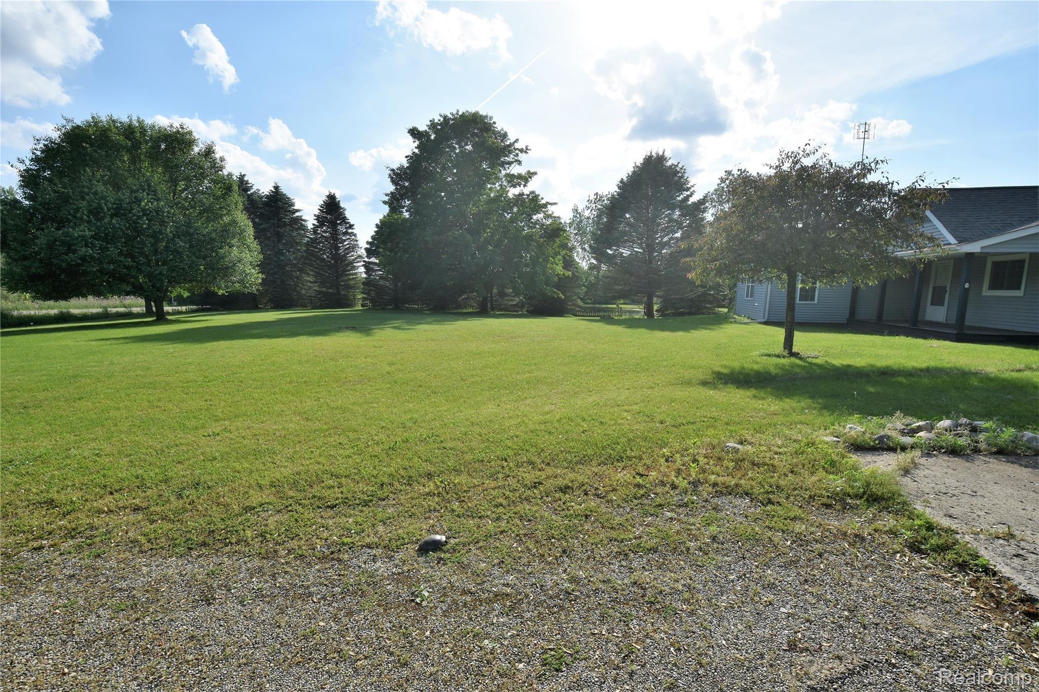 6249 Clear Lake Road Imlay City, MI 48444 - Photo 3 of 41 DSC_9829.JPG