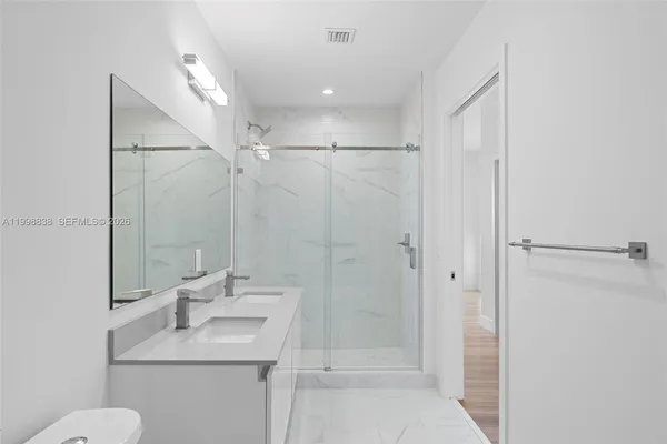 $5,260 | 101 Diplomat Parkway, Unit 1201, Hallandale Beach, FL 33009