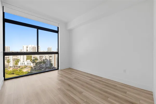 $5,260 | 101 Diplomat Parkway, Unit 1201, Hallandale Beach, FL 33009