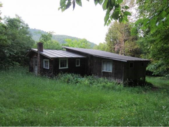 16 Foundry Road Tunbridge, VT 05077 - Photo 1 of 1