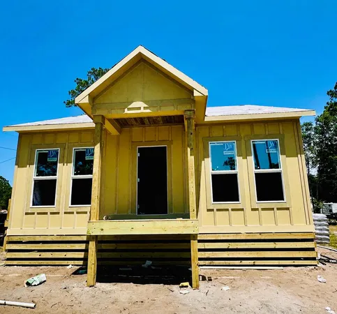 $289,500 | 610 10th Street West, Carrabelle, FL 32322