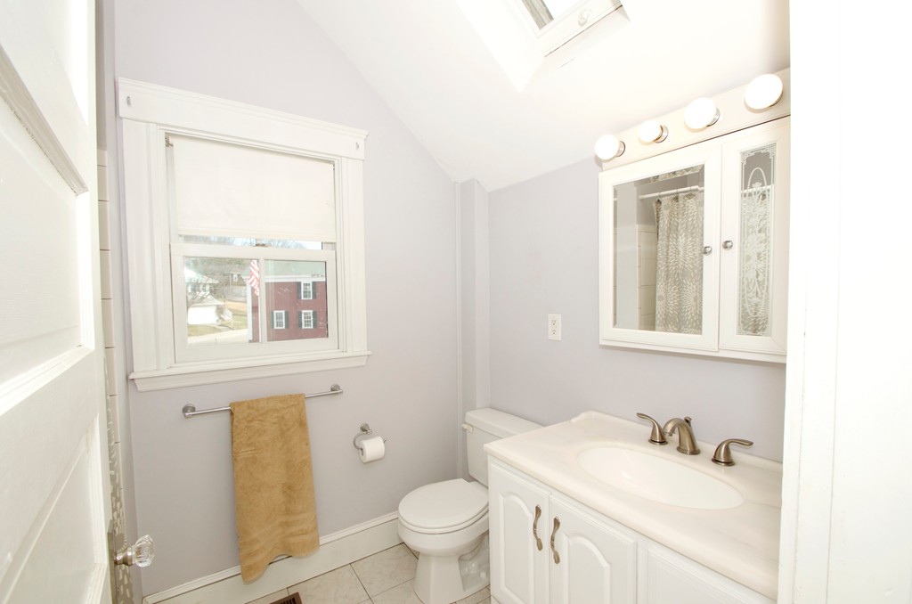 133 Spring Street Hull, MA 02045 - Photo 17 of 22 Gallery Image 17