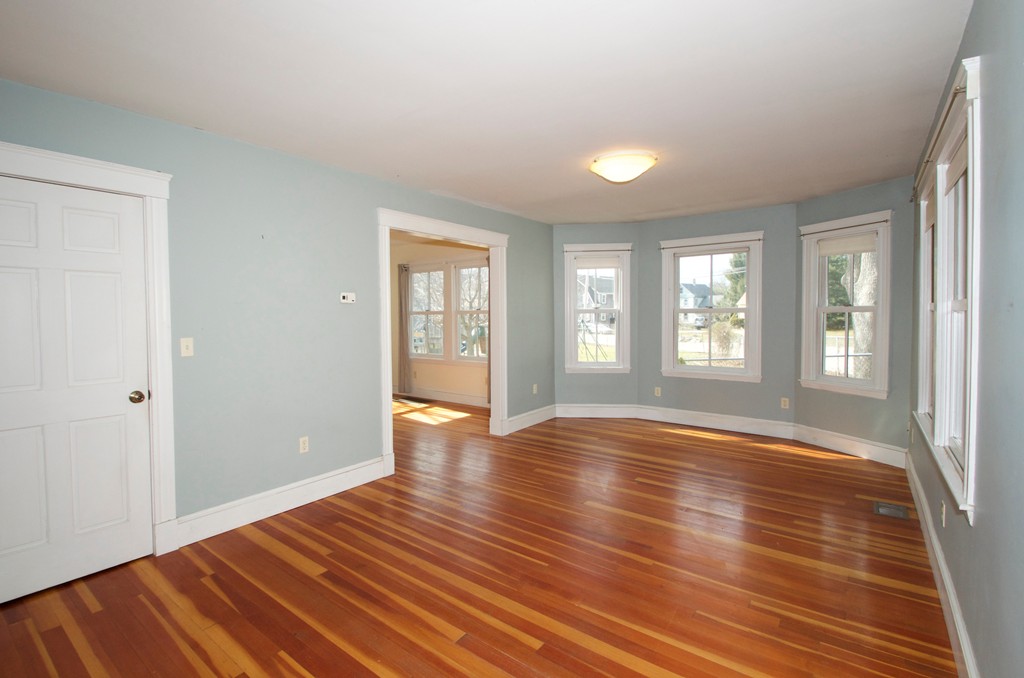 133 Spring Street Hull, MA 02045 - Photo 8 of 22 Gallery Image 8