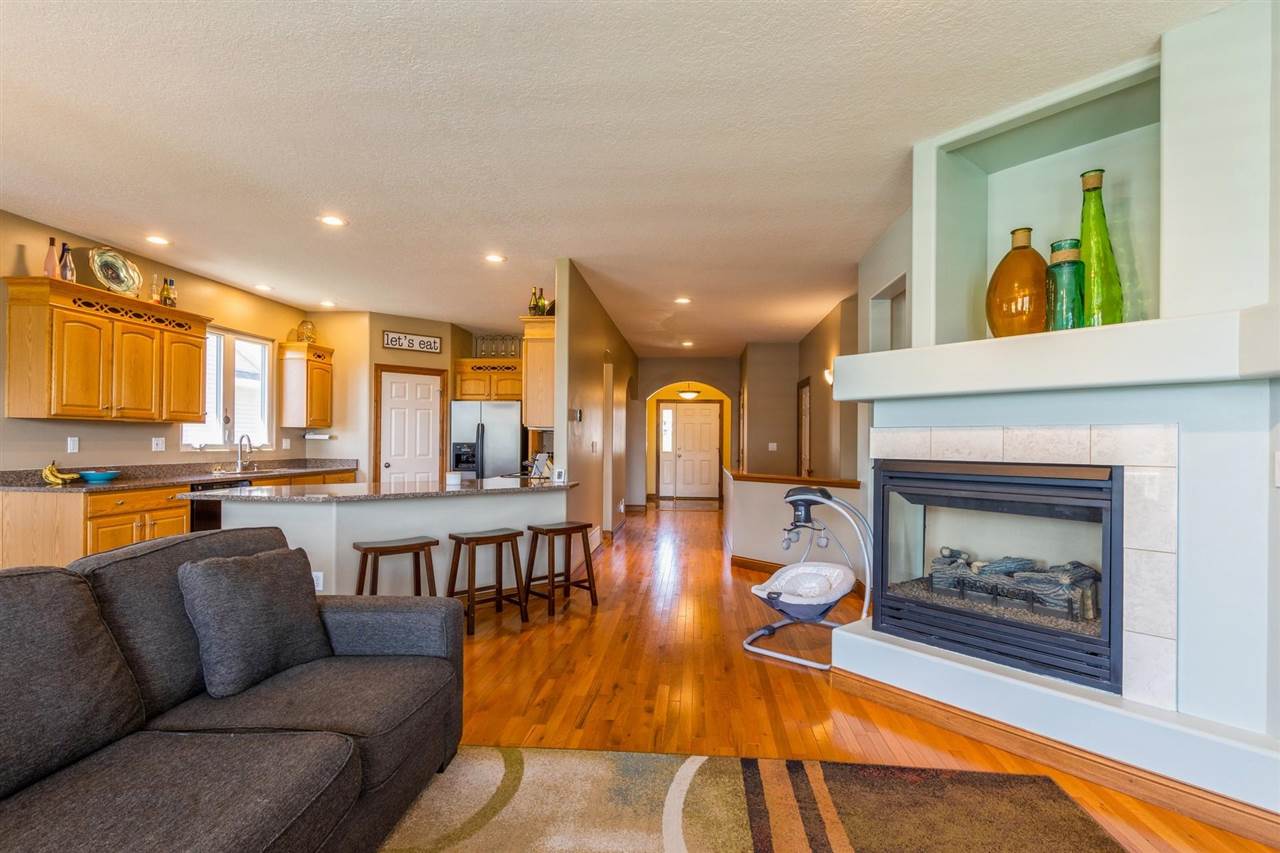 6315 Cakebread Court Marion, IA 52302 - Photo 4 of 32 Gallery Image 4