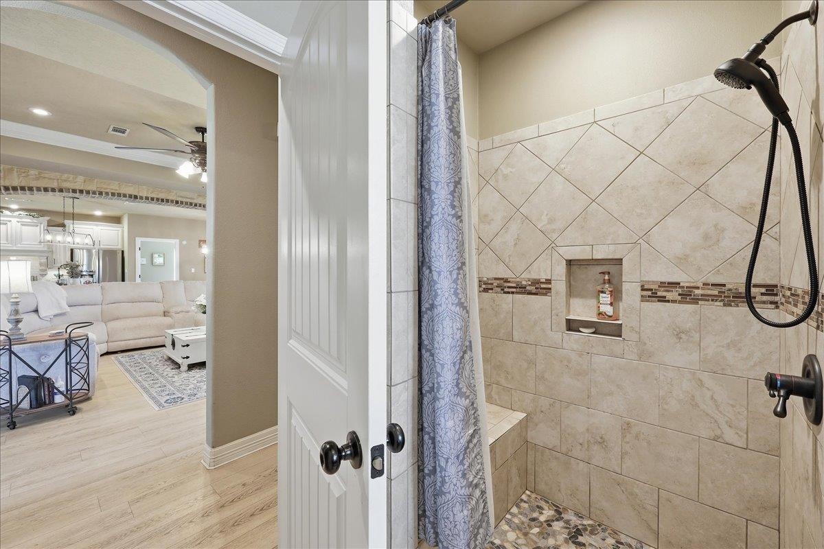 1615 Quail Run Beaumont, TX 77705 - Photo 35 of 49