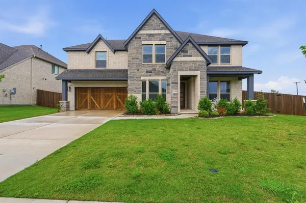 $539,990 | 1244 Joseph Earl Drive, DeSoto, TX 75115