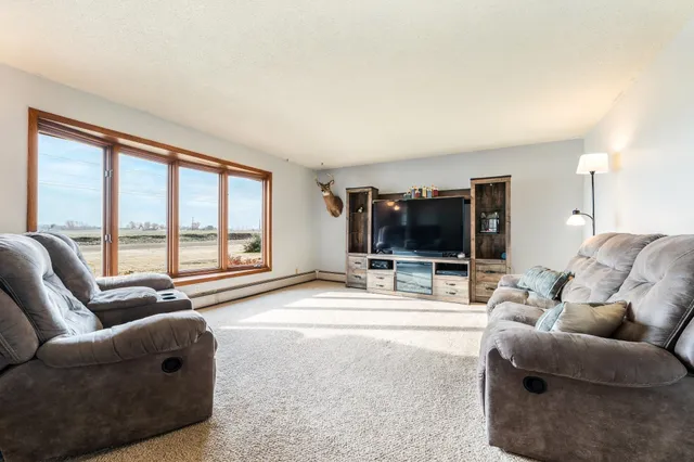 $440,000 | W1008 County Rd JJ, Kaukauna, WI 54130