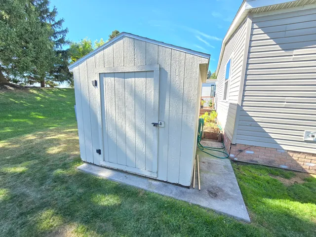 $66,500 | 17182 Canmore Street, Macomb, MI 48044