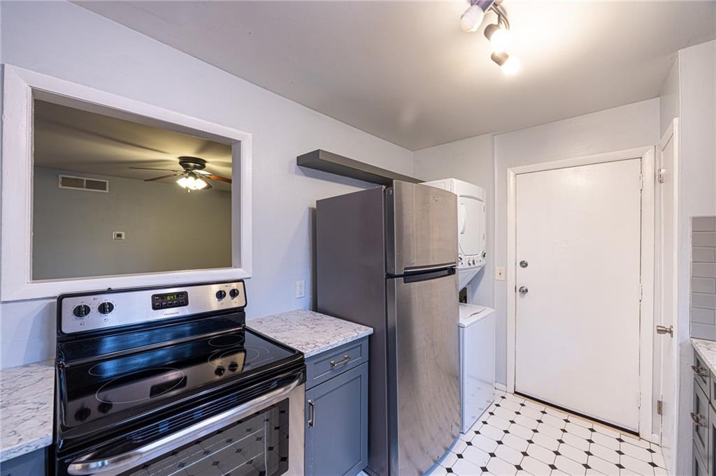 1111 Clairemont Avenue, Unit J2 Decatur, GA 30030 - Photo 11 of 22