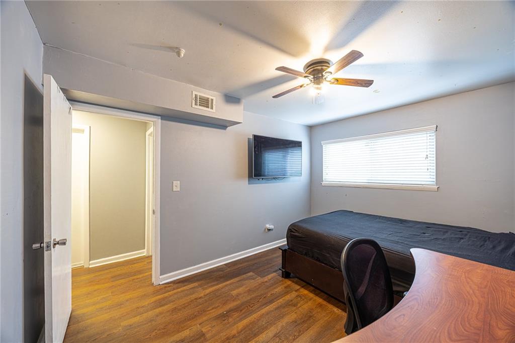 1111 Clairemont Avenue, Unit J2 Decatur, GA 30030 - Photo 15 of 22