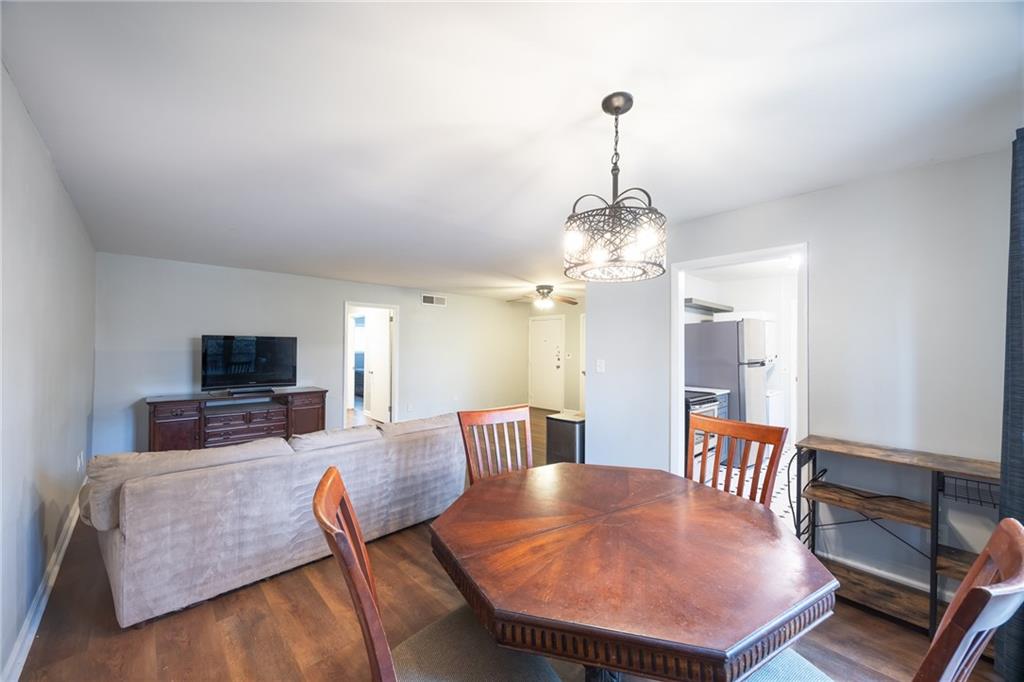 1111 Clairemont Avenue, Unit J2 Decatur, GA 30030 - Photo 8 of 22