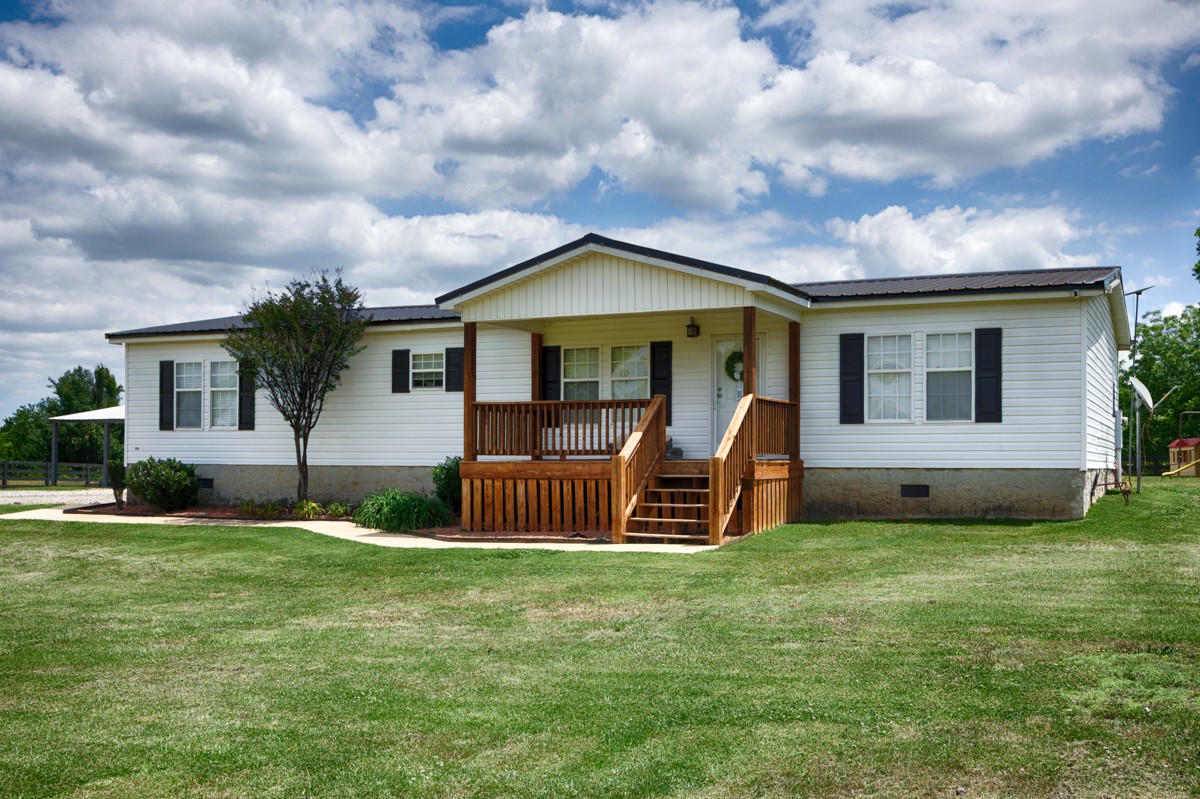 33 Pack Lane Ardmore, TN 38449 - Photo 2 of 51