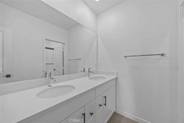 $3,400 | 6137 Valentina Way, Unit 201, Eastvale, CA 92880