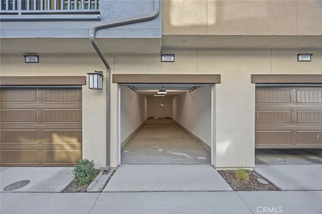 $3,400 | 6137 Valentina Way, Unit 201, Eastvale, CA 92880