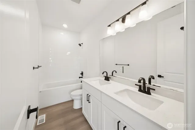 $824,990 | 20305 145th Street East, Unit 861, Bonney Lake, WA 98391