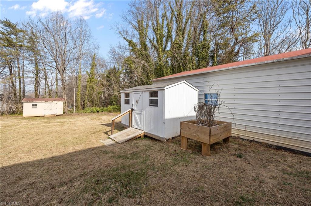 7410 Friendship Ledford Road Winston-Salem, NC 27107 - Photo 31 of 41