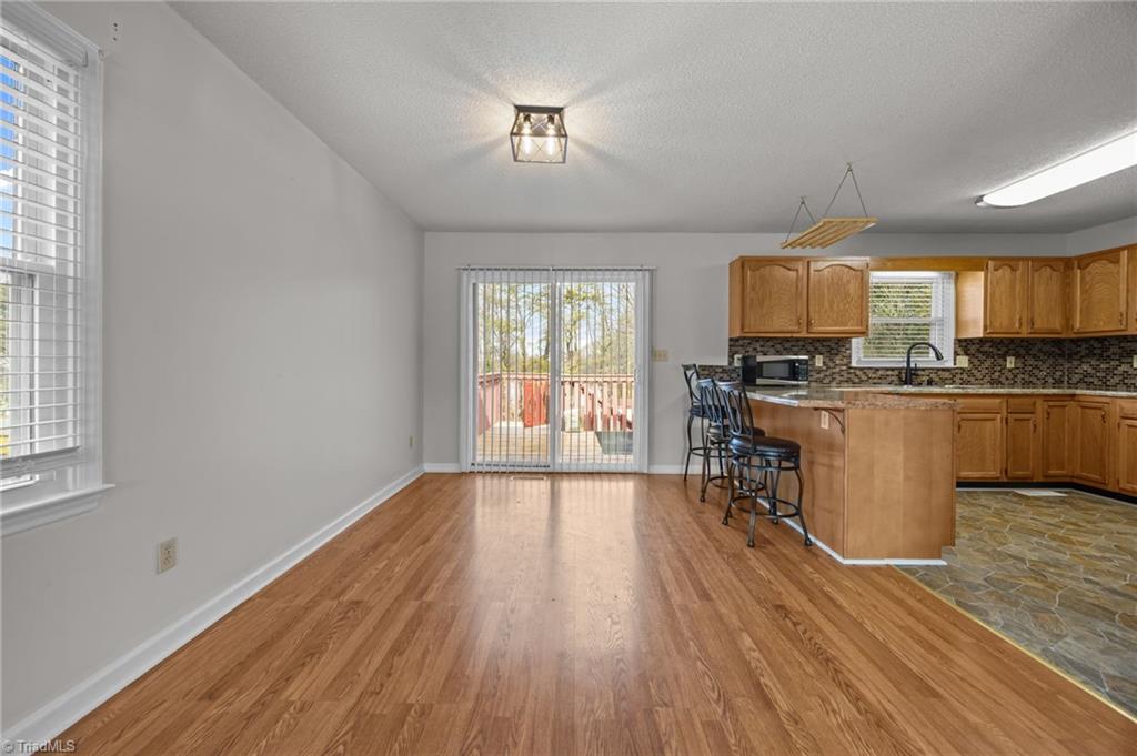 7410 Friendship Ledford Road Winston-Salem, NC 27107 - Photo 5 of 41